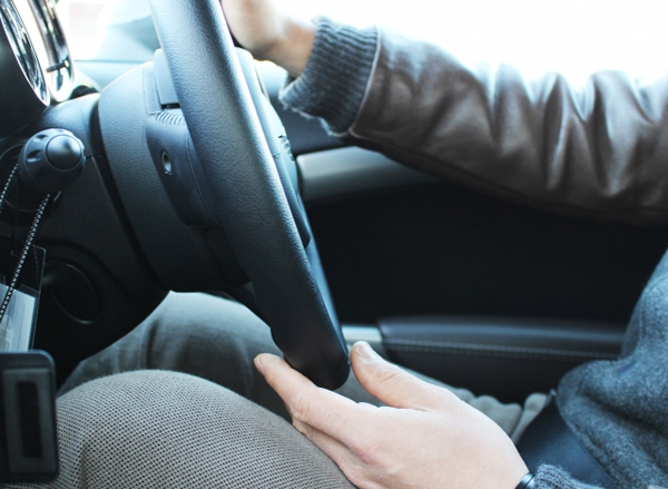 長時間ドライブなど車でも要注意 エコノミークラス症候群の対策方法 フロアマット ラグマット専門店アルティジャーノ