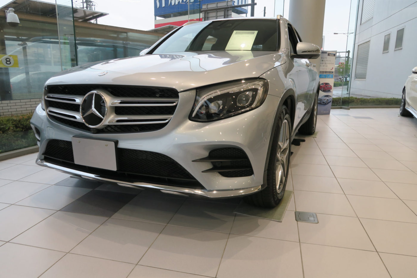 ベンツ ＧＬＣクラス フロアマット・ラゲッジマット 完成 ！～メルセデスベンツ ＧＬＣ Ｘ２５３ 対応 フロアカーペット トランクマット  間もなくデビュー～ | フロアマット・ラグマット専門店アルティジャーノ